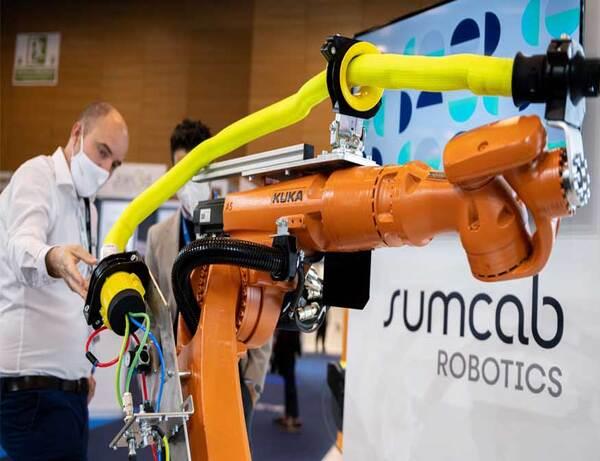 New energy package system for industrial robots developed by Sumcab
